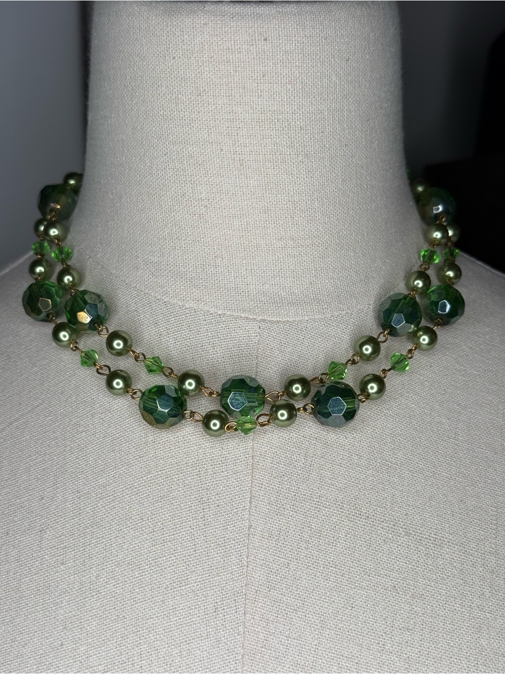 Green Faceted and Pearl-Style Double Strand Necklace- Vintage EUC